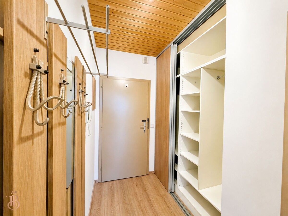 Vorraum mit Einbauschrank